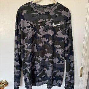 Nike Men's  Dri-Fit Camo Print Tee - Gray - Size Medium